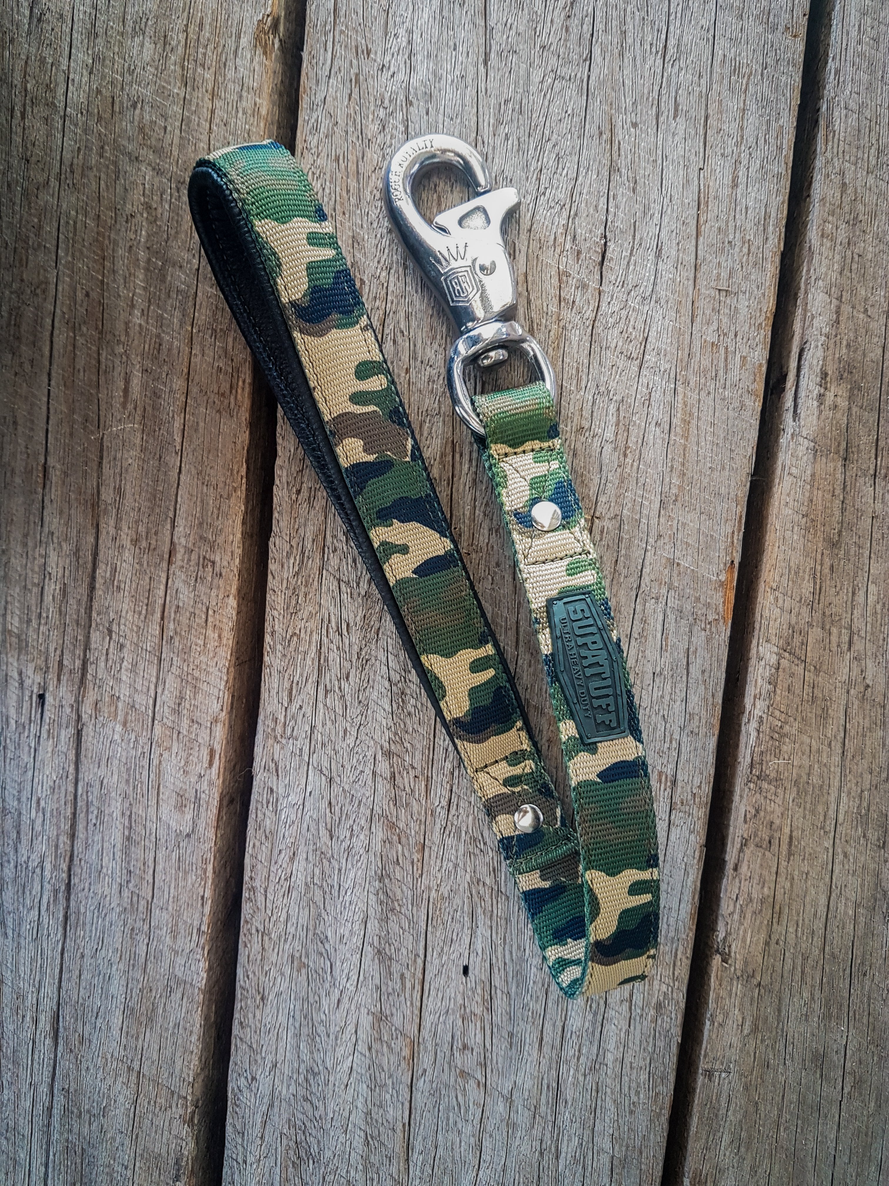 Super strong dog leash. Designed in Australia, stainless steel bullsnap with camo webbing.
