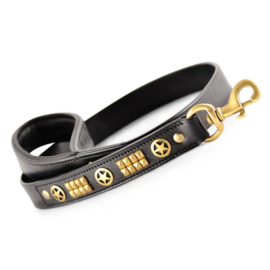 Side view of the Rogue Ranger black handmade leather dog leash. Brass fittings and latch. Guaranteed to last 10 years!