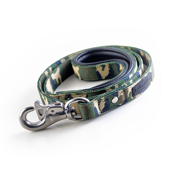 Strongest dog leash in the world. Ultra heavy duty camouflage webbing material and stainless steel bullsnap latch. Lifetime Guarantee