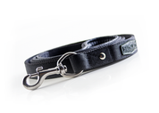 It's the ultimate general purpose strong dog leash for all type of uses, made from premium quality ASAT webbed material that is colourfast and can take any weather conditions wet,dry and in between.
