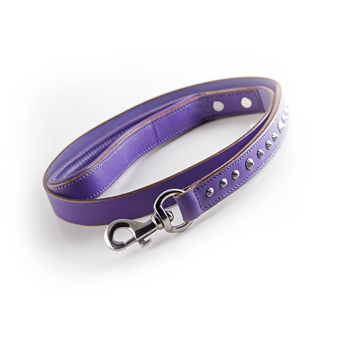 This Imperial Purple leather dog leash is made from premium grade, full grain bridle leather and quality steel fittings. The D-Shackle clip loops into the leather collar strap and is stitch-reinforced to ensure maximum holding strength and safety for your dog. 