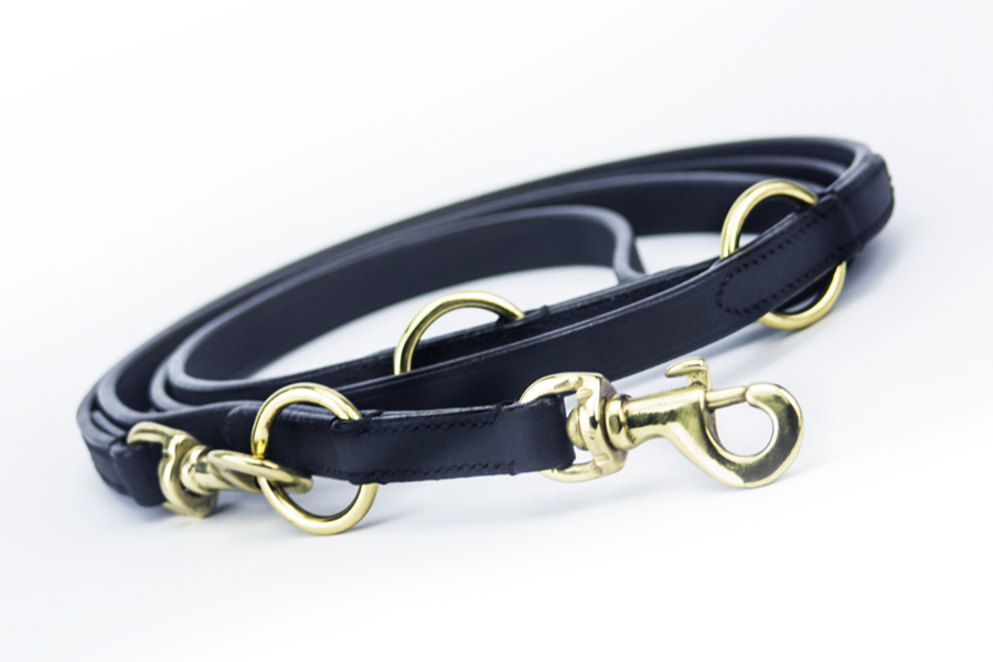 The leather is ultra soft from the start so it gives you an outstanding grip to hold on to with the strongest dog. perfect for training 