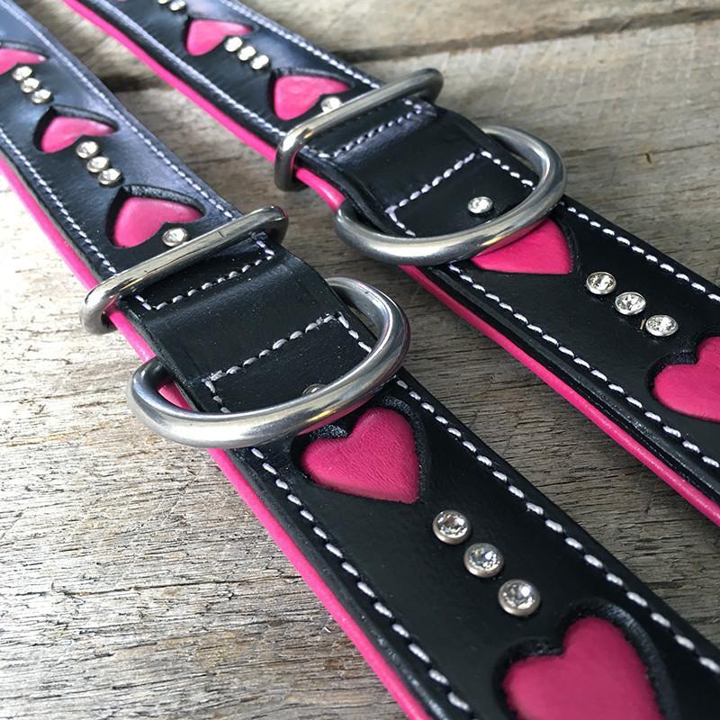 Hand Made Leather Dog Collar - Queen of Hearts (Regular Fit)