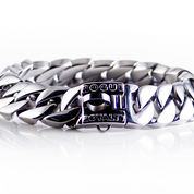 Front view of large chrome cuban link chains for dogs 
